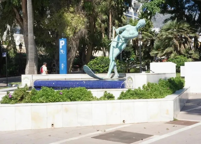 アパート Skol 216 1bedroom Duplex First Line マルベーリャ